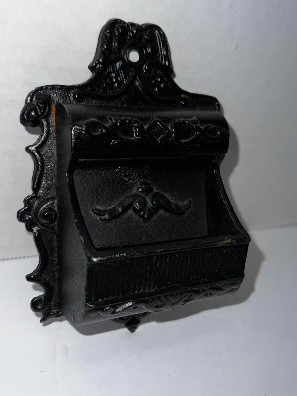 Vintage Antique Cast Iron Match Holder Wall Mounted Wilton Kitchen Light Ornate